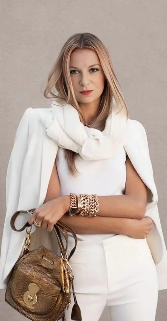 Fashion & accessories_MADE IN ITALY - MARKETPLACE _ Pure white, and bronze chic Italian style look Fashion & accessories_MADE IN ITALY - MARKETPLACE _ Pure white, and bronze chic Italian style look