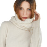cashmere-neckwarmer-Monica-beige