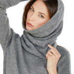 cashmere-neckwarmer-Monica-gray