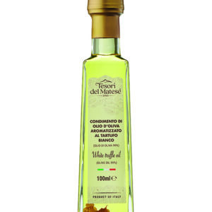 High quality white truffle oil based on selected olive oils and precious slices of white truffle High quality white truffle oil based on selected olive oils and precious slices of white truffle